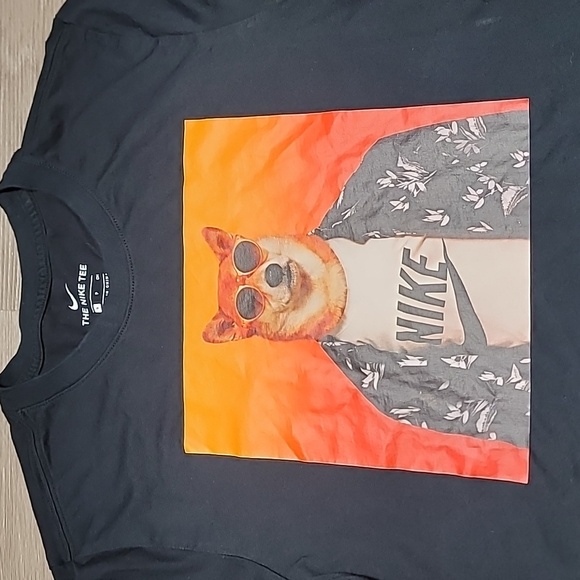 NIKE SHIBA INU DOG TEE SIZE SMALL MENS - Picture 2 of 6